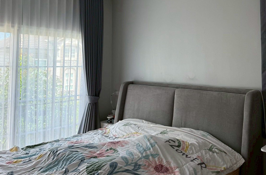 House with Shared Pool in Bangnatrad 